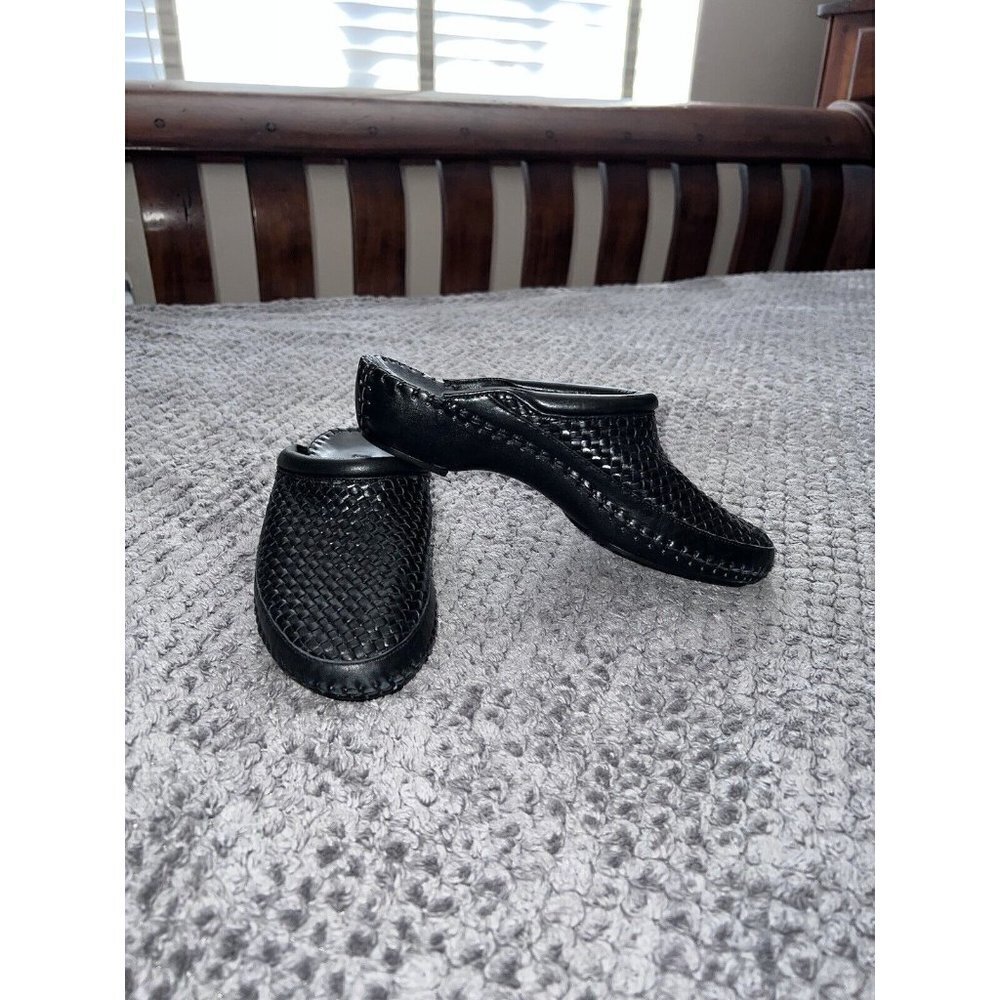 LARRY STUART COLLECTION Black Leather Weaved Mules Shoes Sz 9M Brazil